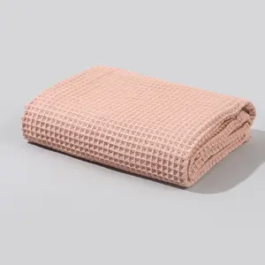 Hongbo OEM/ODM Wholesale Breathable Absorb Sweat Baby Wrap Waffle Blanket Soft Bamboo Fabric Baby Swaddle Blankets For Newborn