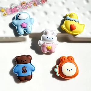 Hecho a mano DIY crema pegamento decoración Material resina artesanía nueva imitación cuero teléfono móvil Shell horquillas conejo oso - Product Image 5