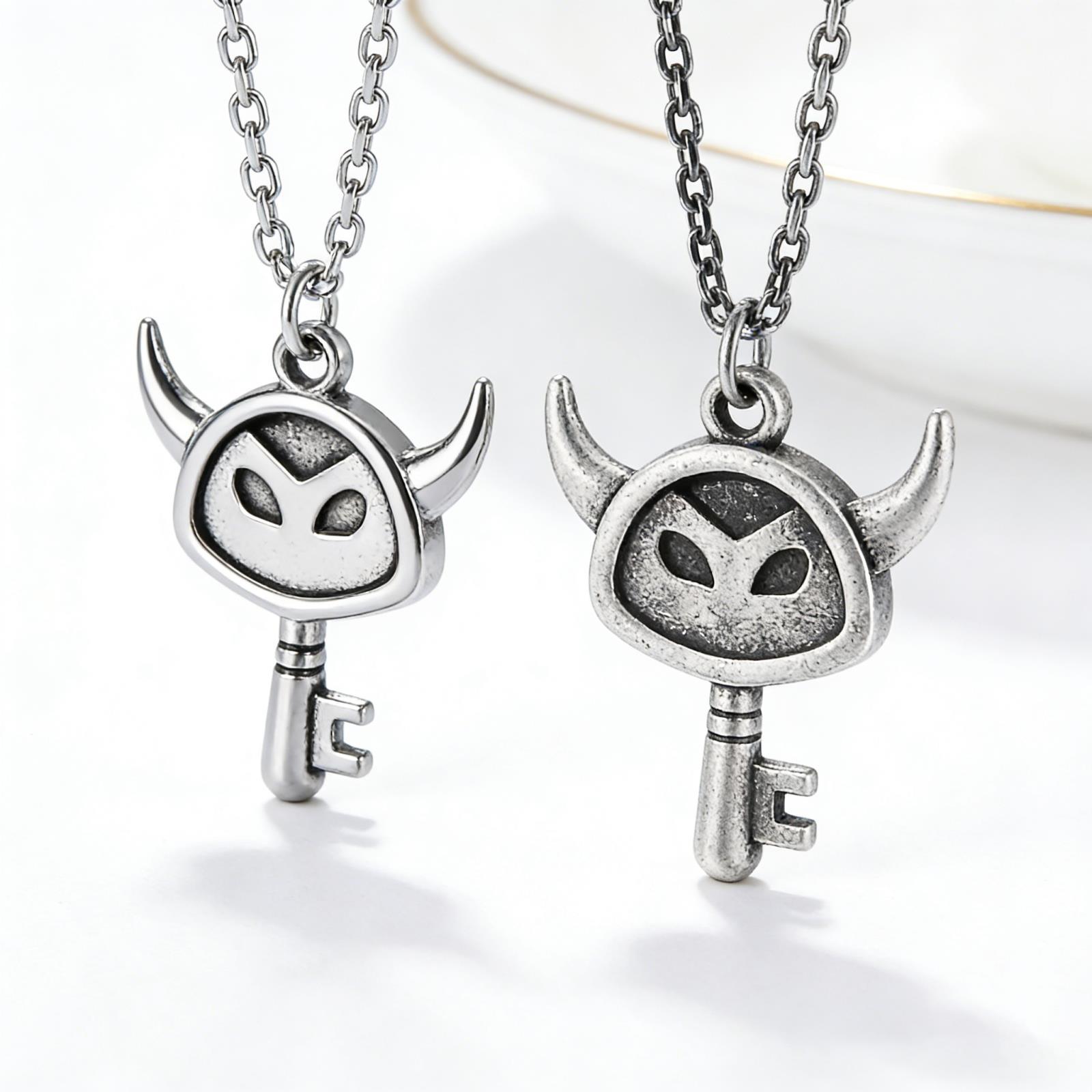 จี้เงินโบราณเดี่ยว