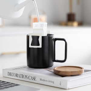 Custom Minimalist Nordic Couple Mugs Matte Black <b>Ceramic</b> Coffee <b>Cup</b> with Wooden Lid - Product Image 3