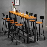Comptoir de bar en bois massif moderne Table et chaise combinaison bar Restaurant Meubles comptoir de bar Table tabouret haut Utilisation commerciale