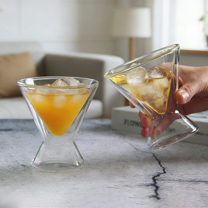 Tasse à café en <span class=keywords><strong>verre</strong></span> borosilicate à <span class=keywords><strong>double</strong></span> paroi, forme triangulaire créative, 160 ml, résistante à la chaleur, pour expresso - Product Image 3