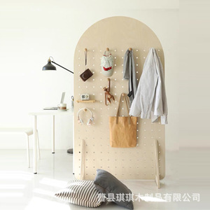 Étagère de rangement en bois massif avec panneau perforé, organisateur réglable pour équipement de fitness, présentoir pour accessoires d'exercice pour salle de sport à domicile - Product Image 3