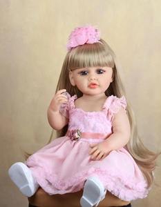 Poupée reborn réaliste de 22 pouces en caoutchouc intégral, vêtements roses, mignonne, vente en gros, avec de longs cheveux dorés - Product Image 6