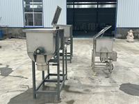 Mélangeur à ruban horizontal industriel pour aliments, épices, aliments pour animaux, poudres sèches, en acier inoxydable 304 avec roulettes verrouillables