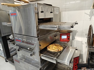 Nuevo horno transportador de 20 pulgadas con experiencia en hacer pizza y pan de pita para hoteles <span class=keywords><strong>Dominos</strong></span> Horno de pizza con características árabes - Product Image 3