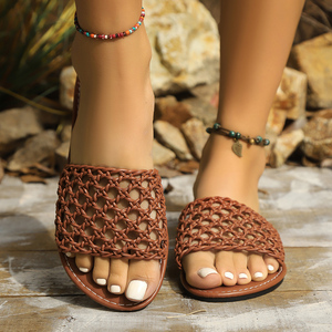 Sandalias de Verano 2025 para Mujer, Talla Grande, Nuevas Sandalias de Playa Tejidas Planas y Modernas - Product Image 2