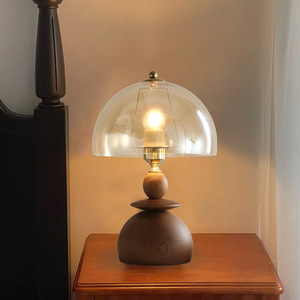 Lampe de chevet vintage française de style Chabi, en bois massif, pour chambre à coucher, bureau, ambiance rétro américaine, éclairage haut de gamme - Product Image 4