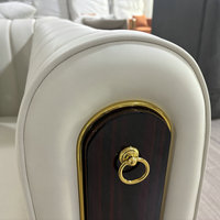 Erschwingliches Luxus-Wohnzimmermöbel 3-Sitzer-Couch Premium-Qualität Ledersofa