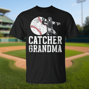 T-shirt da baseball per nonna con grafica e testo a tema catcher - Product Image 3
