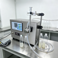Machine de remplissage compacte de bureau en promotion : conception hygiénique et peu encombrante pour laboratoire, atelier et production en petites séries