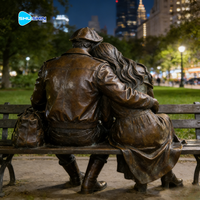Sculpture en laiton et bronze grandeur nature de couples dormant sur un banc, décoration de jardin moderne pour extérieur, à vendre