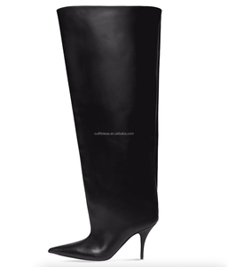 Volume exagéré en cuir de veau mat à enfiler talon aiguille filles genou haut jambe large cuissardes chaussons en cuir cuissardes botte en noir - Product Image 5