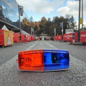 Lampe torche LED rechargeable haute luminosité en ABS, petite, pour course nocturne, sécurité, patrouille, épaule, avertissement de circulation - Product Image 6