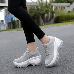 Nuevas Zapatillas Casuales de Mujer 2025 con Plataforma, Aumento de Altura, Cómodas, Resistentes al Desgaste, de Malla Transpirable y Suela Gruesa - Product Image 5