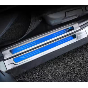 <span class=keywords><strong>Protection</strong></span> <span class=keywords><strong>de</strong></span> <span class=keywords><strong>seuil</strong></span> <span class=keywords><strong>de</strong></span> porte en acier inoxydable chromé pour Nissan X-trail 2017-2021 Rogue T32 - Product Image 1