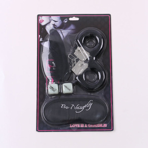 Máscara Sexy, juego de dados, con los ojos vendados, plumas para coquetear, palo, esposas sexuales de felpa, látigo de paleta para juego de adultos - Product Image 2