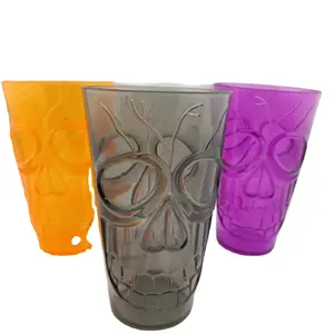 Halloween-Dekorationen in verschiedenen Farben lustige Schädel Halloween Kunststoff gespenst geformte Tassen Party-Tassen