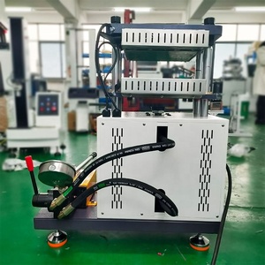Presse à chaud hydraulique pour la fabrication de portes en contreplaqué et MDF, état neuf, pour l'industrie du bois, avec moteur, pour le contreplaqué stratifié - Product Image 2