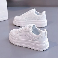 Chaussures décontractées pour femmes en PU, de haute qualité, vente en gros directe d'usine, chaussures décontractées de mode pour l'extérieur