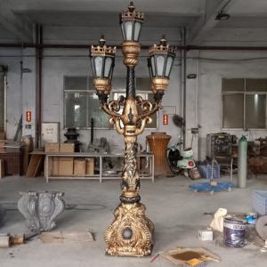 Декоративная алюминиевая лампа в натуральную величину - Product Image 6