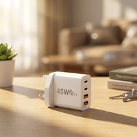 Adaptateur secteur blanc 45W PD QC3.0 avec 4 ports de sortie USB Type C USB A, chargeur mural à charge rapide, prise US EU UK, vente en gros