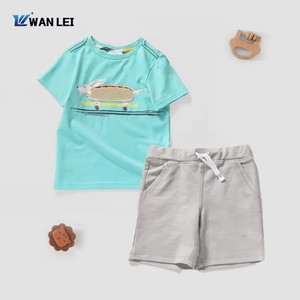 Nuovi Set di <span class=keywords><strong>Abbigliamento</strong></span> Estivo <span class=keywords><strong>per</strong></span> Bambini 2026, Completi in Cotone <span class=keywords><strong>per</strong></span> Bambini e Bambine, Set 2 Pezzi con T-shirt a Maniche Corte e Pantaloncini - Product Image 4