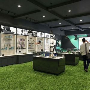 Diseño de Tienda Minorista Minimalista y Elegante, Tienda de Estilo de Vida Completa con Vitrinas de Vidrio LED y Muebles Modulares - Product Image 5
