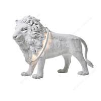 Lámpara de Pie Decorativa de Lujo con Diseño Artístico de León, Color Blanco, para Salón