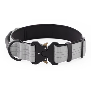 Collare per Cani Tattico Elegante Imbottito Personalizzato con Maniglia (Nylon) - Per Golden Retriever e Border Collie - Product Image 3