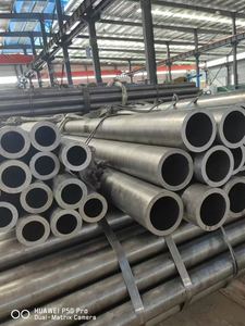 <span class=keywords><strong>Prix</strong></span> usine Q235 600mm 6 <span class=keywords><strong>acier</strong></span> au carbone Sch 40 tuyau de diamètre en <span class=keywords><strong>acier</strong></span> au carbone tuyau en Fiber de carbone 3 pouces - Product Image 4