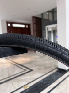 Chambre à air de vélo de haute qualité fabriquée au Vietnam, en caoutchouc naturel, 26x1x3-8, garantie de 12 mois - Product Image 3