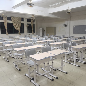 Conjunto de escritorio y silla para estudiantes Prosperous Seat, altura ajustable, diseño moderno y sencillo para uso en el aula escolar. - Product Image 4
