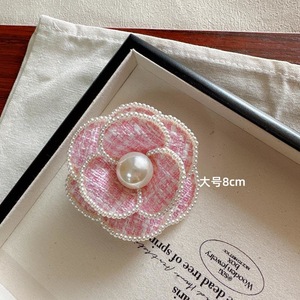 Broches de Lujo Personalizados de Camelia para Mujer, Broche Doble C de Moda Primavera - Product Image 3