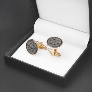 Conjunto de esmoquin de lujo con logotipo personalizado para hombre en oro negro plata con tachuelas para traje botón gemelos boda camisa adecuada gemelos - Product Image 5