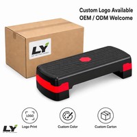Plataforma de Step Ajustable de 68 cm, Superficie Antideslizante de Panal de Abeja, Apilable, Banco de Ejercicios para Gimnasio en Casa