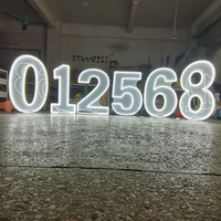 Personnalisé 1FT 2FT 3FT 4FT Led Light up Led Lettre Numéro Lumière Conception Libre Acrylique Light up RGB Neon Nombre Signe pour la Fête