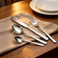 Ensemble de couverts personnalisable en acier inoxydable fourchette cuillère couteau couverts PC Geschirr Aus Edelstahl complet couverts en argent vaisselle