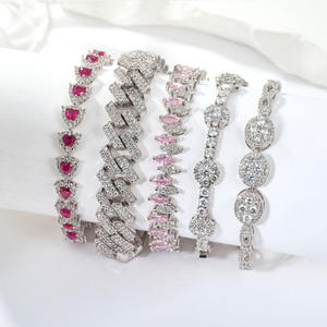 Pulsera de Tenis Aivenchy Personalizada para Mujer, Moderna, de Alta Calidad, 100% Oro Blanco Puro con Baño de Rodio y Moissanita Cuadrada - Product Image 5