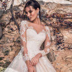 Wedding Dress Ball Gown Ivory <b>White</b> Sweetheart Neckline Long Sleeve Embroidered <b>Lace</b> Train Vintage Style - Product Image 4