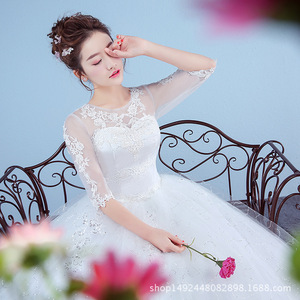 Abito da Sposa Bianco con Spalle Scoperte in Pizzo Personalizzato OEM - Product Image 2