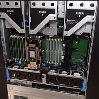 Untuk PowerEdge R7615 dengan Prosesor AMD EPYC 9254, 24SFF, Drive SSD SAS/SATA 1.92TB, Daya 1400W, Server Rak 2U, Stok 32GB
