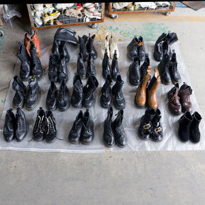 Chaussures d'hiver d'<span class=keywords><strong>occasion</strong></span> <span class=keywords><strong>de</strong></span> qualité supérieure pour dames <span class=keywords><strong>Bottes</strong></span> <span class=keywords><strong>de</strong></span> <span class=keywords><strong>neige</strong></span> Vente en gros Produit <span class=keywords><strong>de</strong></span> vêtements d'<span class=keywords><strong>occasion</strong></span> en excellent état - Product Image 3