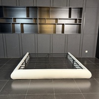 Nouveau design de lit double queen size à cadre compressé et rembourré, avec capitonnage doux, pour hôtels