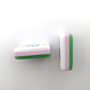Set di Mahjong Americano di Lusso Verde Smeraldo con Tessere Personalizzate Incise a Forma di Pesce Koi e Joker Fantasioso, Gioco da Tavolo Premium di Design - Product Image 5