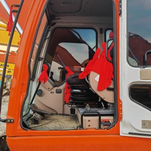 Excavatrice sur chenilles Doosan DH220LC-7 d'occasion Offre Spéciale bon prix d'origine service après-vente caractéristiques composants de base moteur - Product Image 3