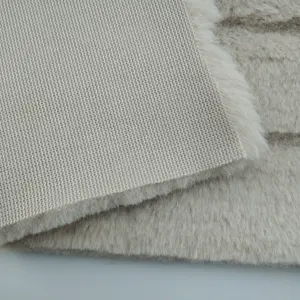 Tessuto liscio in pelliccia sintetica di coniglio morbido taglio per indumento/ometextile