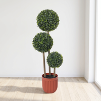 Arbre Topiaire Artificiel H90cm à 3 Boules en PE Écologique, Plante Artificielle Détachable, Design Classique Ignifuge Anti-UV Personnalisé pour Hôtel