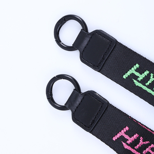Nhà Sản Xuất Tùy Chỉnh Dây Buộc In Logo Màu Đen Màu Hồng Ngắn Thêu Keychain Thăng Hoa Dệt Thêu Dây Buộc - Product Image 6