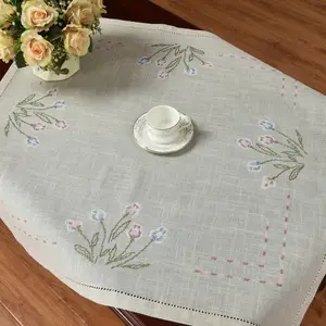 Woven Solid Europe Embroidered Polyester Luxury Table Cloth Cover Factory Designs For Wedding And Chair Covers Table Cloth